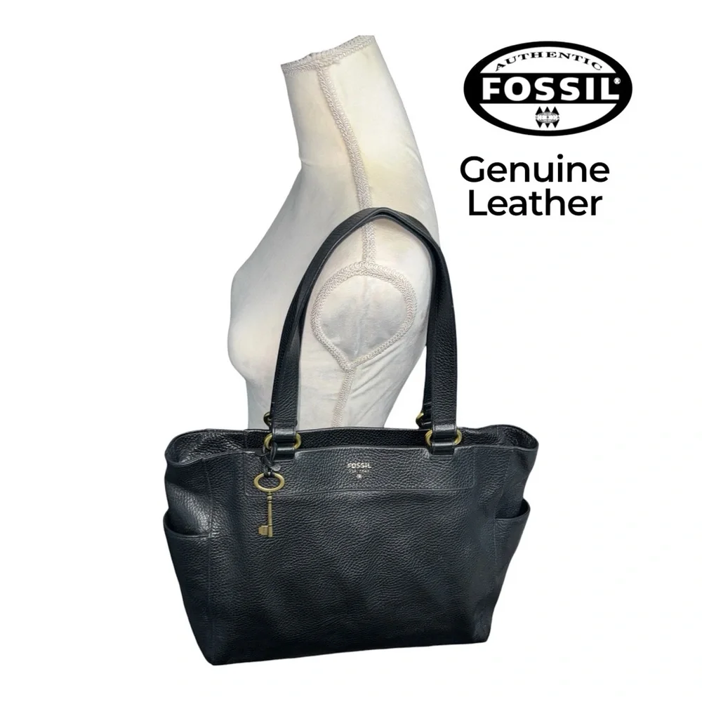 Fossil Genuine Leather (EUC) Large Shoulder Bag/Laptop Bag